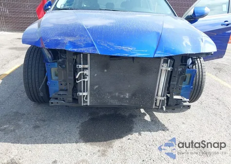 2024 Hyundai Elantra Hybrid Limited from USA, damaged, VIN KMHLN4DJ7RU097384